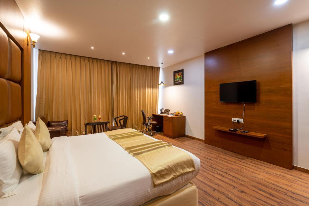 Jalashray Resort Nadiad Exterior photo