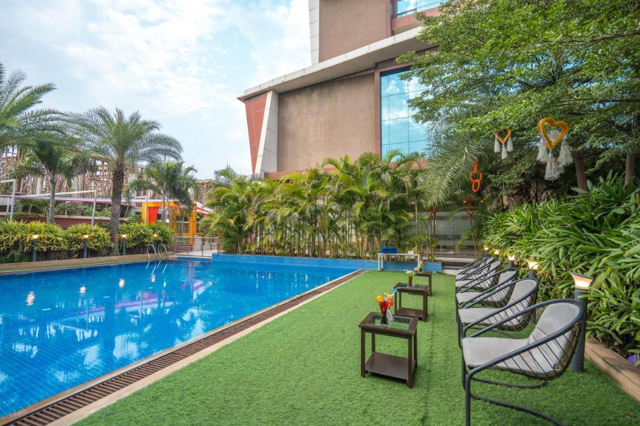 Jalashray Resort Nadiad Exterior photo