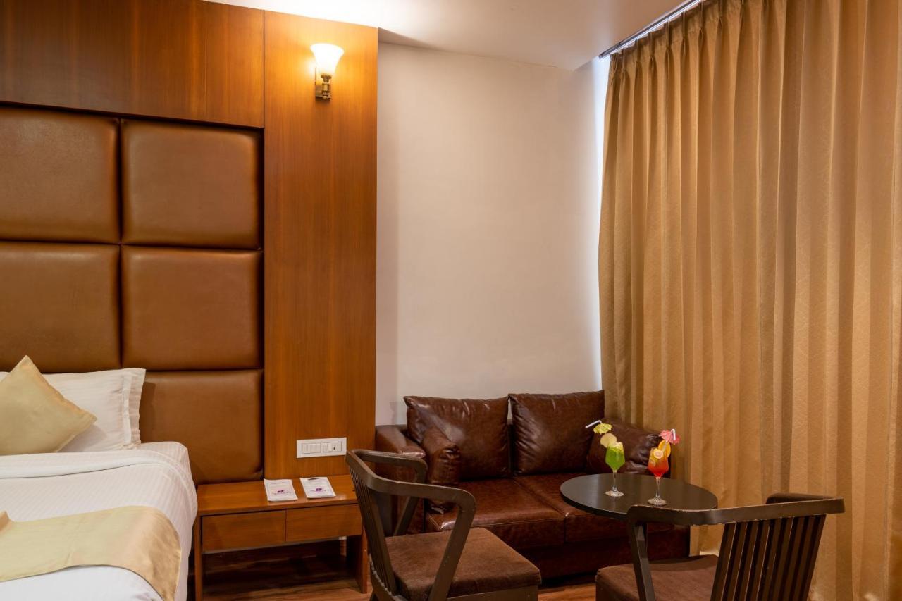 Jalashray Resort Nadiad Exterior photo