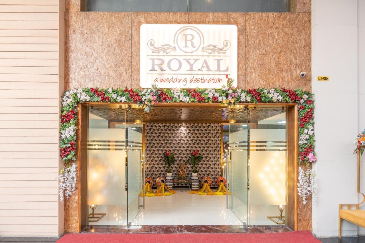 Jalashray Resort Nadiad Exterior photo