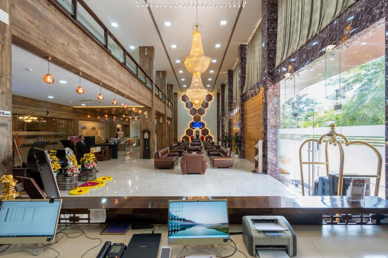 Jalashray Resort Nadiad Exterior photo