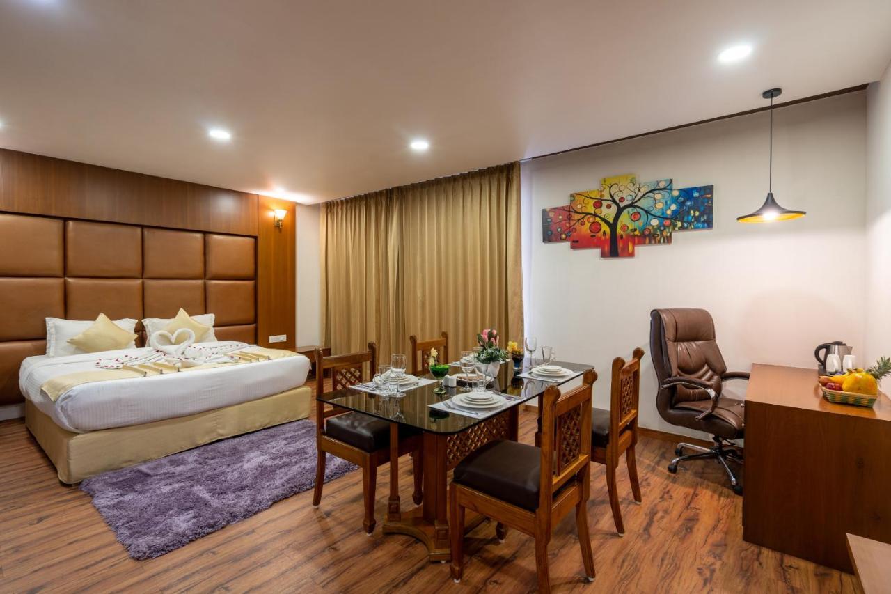 Jalashray Resort Nadiad Exterior photo