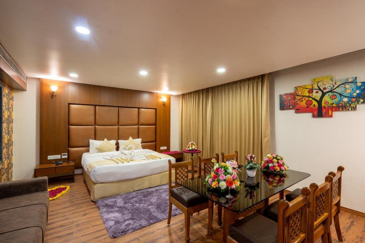 Jalashray Resort Nadiad Exterior photo
