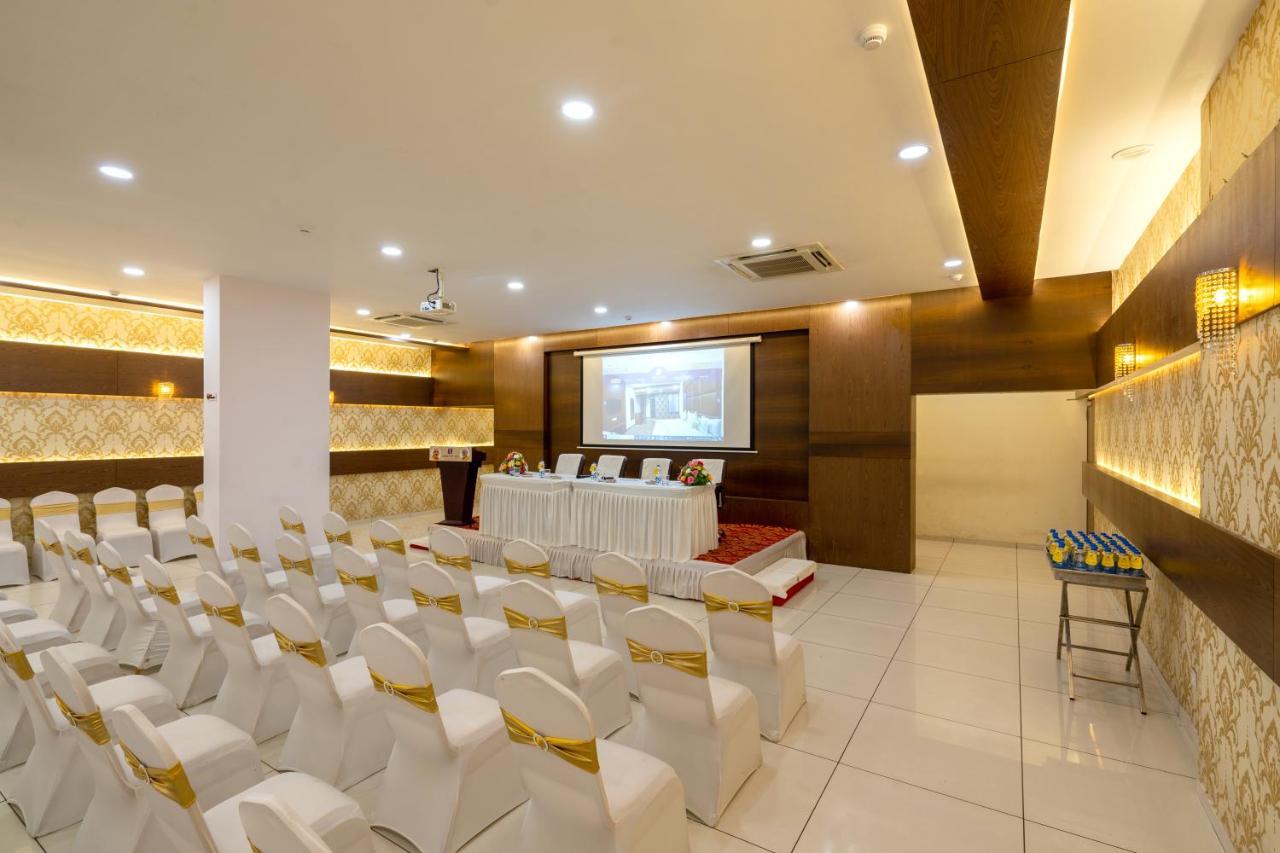 Jalashray Resort Nadiad Exterior photo