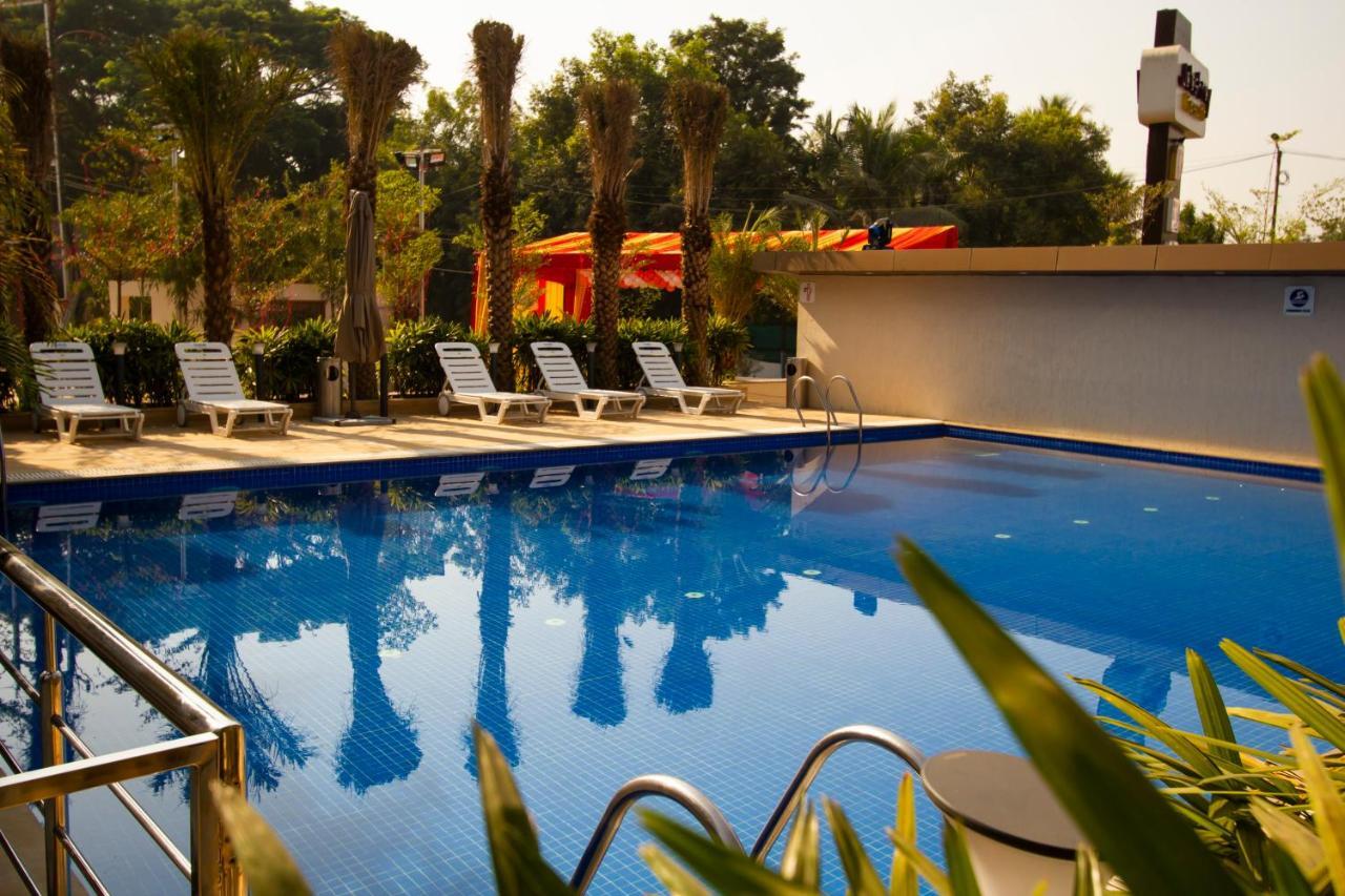 Jalashray Resort Nadiad Exterior photo