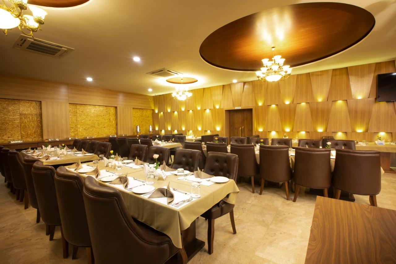 Jalashray Resort Nadiad Exterior photo